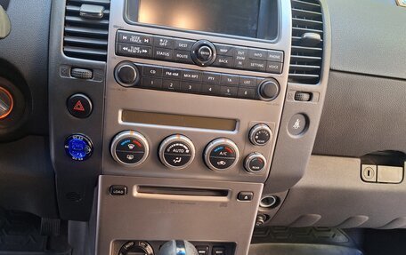 Nissan Pathfinder, 2006 год, 860 000 рублей, 31 фотография