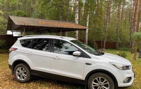 Ford Kuga III, 2018 год, 1 250 000 рублей, 3 фотография