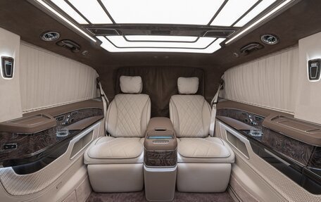 Mercedes-Benz V-Класс, 2021 год, 22 000 000 рублей, 2 фотография