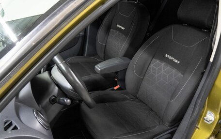 Renault Sandero II рестайлинг, 2016 год, 900 000 рублей, 15 фотография