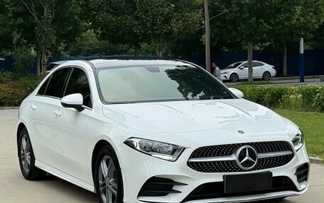 Mercedes-Benz A-Класс, 2023 год, 1 720 001 рублей, 3 фотография