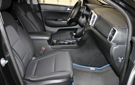 KIA Sportage IV рестайлинг, 2019 год, 2 157 000 рублей, 10 фотография