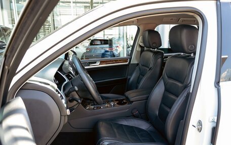 Volkswagen Touareg III, 2014 год, 1 845 000 рублей, 11 фотография