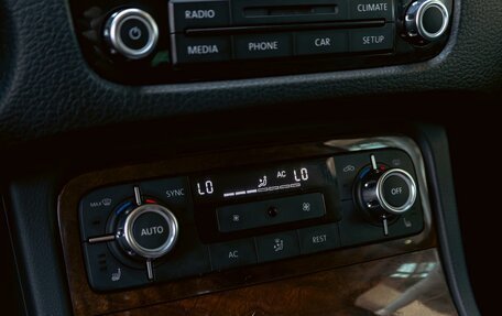 Volkswagen Touareg III, 2014 год, 1 845 000 рублей, 15 фотография