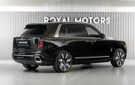 Rolls-Royce Cullinan, 2025 год, 59 000 000 рублей, 4 фотография