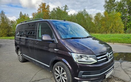 Volkswagen Multivan T6 рестайлинг, 2017 год, 3 450 000 рублей, 5 фотография