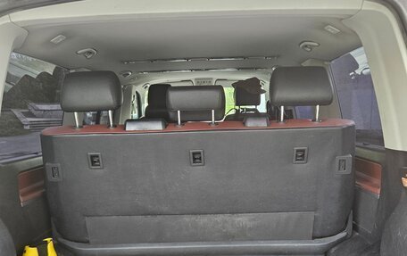 Volkswagen Multivan T6 рестайлинг, 2017 год, 3 450 000 рублей, 32 фотография