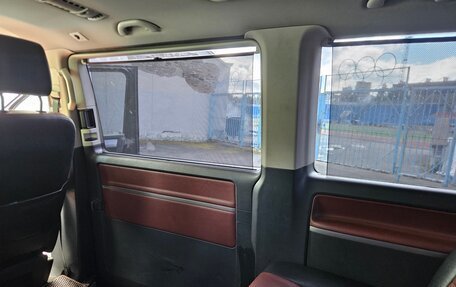 Volkswagen Multivan T6 рестайлинг, 2017 год, 3 450 000 рублей, 29 фотография