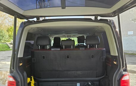 Volkswagen Multivan T6 рестайлинг, 2017 год, 3 450 000 рублей, 31 фотография