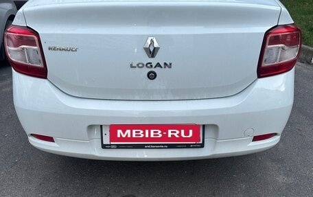 Renault Logan II, 2017 год, 900 000 рублей, 6 фотография
