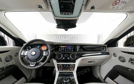 Rolls-Royce Ghost Series II рестайлинг, 2025 год, 50 000 000 рублей, 7 фотография