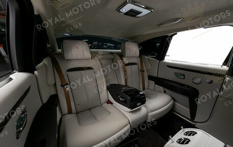 Rolls-Royce Ghost Series II рестайлинг, 2025 год, 50 000 000 рублей, 17 фотография