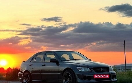 Toyota Altezza, 1999 год, 800 000 рублей, 17 фотография