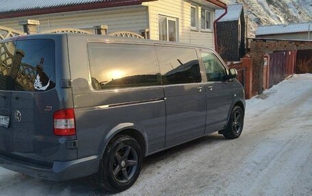 Volkswagen Caravelle T5, 2011 год, 2 000 000 рублей, 5 фотография