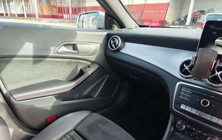Mercedes-Benz CLA, 2017 год, 1 700 000 рублей, 17 фотография