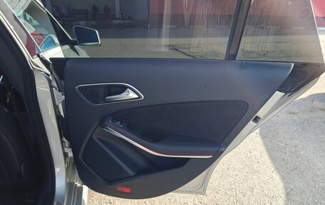 Mercedes-Benz CLA, 2017 год, 1 700 000 рублей, 24 фотография