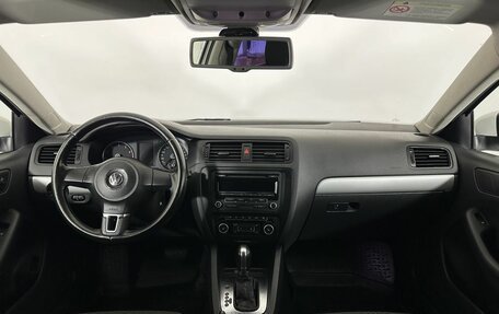 Volkswagen Jetta VI, 2012 год, 966 450 рублей, 7 фотография