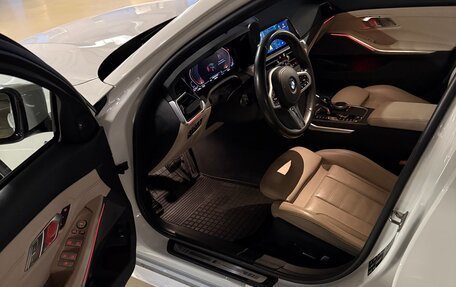 BMW 3 серия, 2019 год, 4 000 000 рублей, 13 фотография