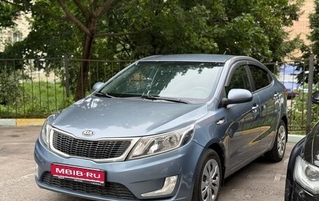 KIA Rio III рестайлинг, 2013 год, 670 000 рублей, 1 фотография