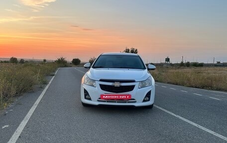 Chevrolet Cruze II, 2013 год, 830 000 рублей, 2 фотография