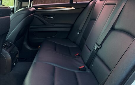 BMW 5 серия, 2016 год, 2 400 000 рублей, 13 фотография