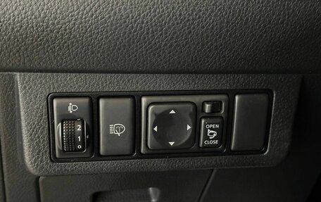 Nissan Tiida, 2010 год, 787 000 рублей, 11 фотография