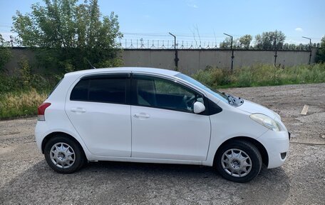 Toyota Vitz, 2010 год, 615 000 рублей, 3 фотография