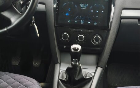Skoda Octavia, 2011 год, 670 000 рублей, 11 фотография