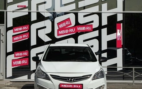 Hyundai Solaris II рестайлинг, 2014 год, 911 000 рублей, 3 фотография