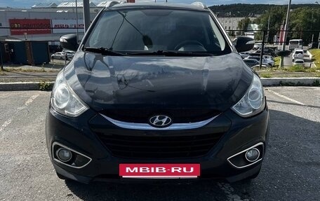 Hyundai ix35 I рестайлинг, 2010 год, 900 000 рублей, 2 фотография