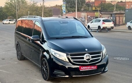 Mercedes-Benz V-Класс, 2016 год, 3 600 000 рублей, 1 фотография