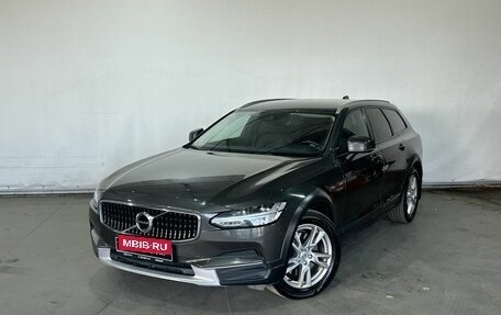Volvo V90 Cross Country I рестайлинг, 2018 год, 2 865 000 рублей, 1 фотография