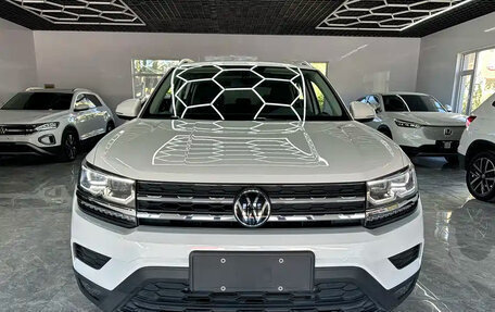 Volkswagen Tharu, 2022 год, 2 250 000 рублей, 2 фотография