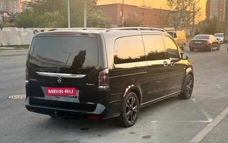 Mercedes-Benz V-Класс, 2016 год, 3 600 000 рублей, 4 фотография