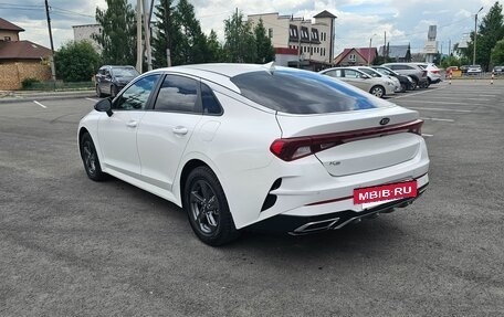 KIA K5, 2021 год, 2 100 000 рублей, 4 фотография