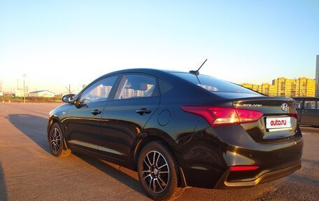 Hyundai Solaris II рестайлинг, 2018 год, 1 500 000 рублей, 3 фотография
