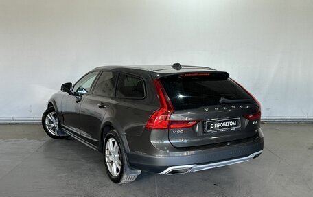 Volvo V90 Cross Country I рестайлинг, 2018 год, 2 865 000 рублей, 6 фотография
