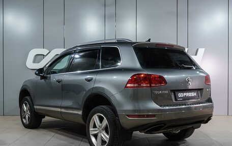Volkswagen Touareg III, 2013 год, 2 749 000 рублей, 2 фотография