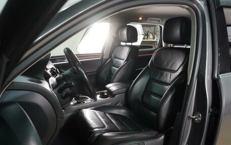 Volkswagen Touareg III, 2013 год, 2 749 000 рублей, 10 фотография