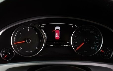 Volkswagen Touareg III, 2013 год, 2 749 000 рублей, 24 фотография