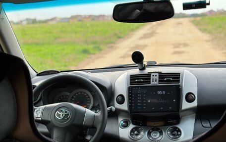 Toyota RAV4, 2006 год, 1 100 000 рублей, 18 фотография