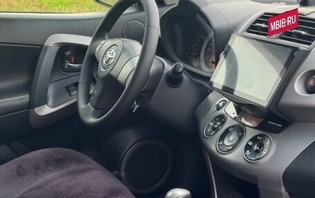 Toyota RAV4, 2006 год, 1 100 000 рублей, 13 фотография