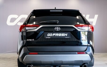 Toyota RAV4, 2021 год, 3 400 000 рублей, 4 фотография