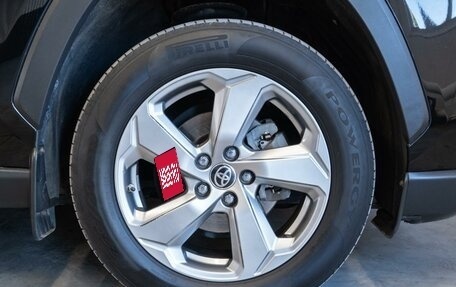 Toyota RAV4, 2021 год, 3 400 000 рублей, 8 фотография