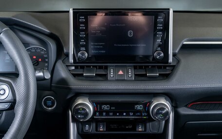 Toyota RAV4, 2021 год, 3 400 000 рублей, 18 фотография