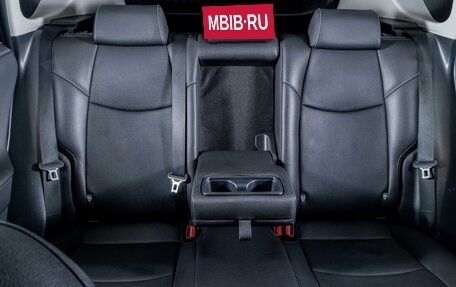 Toyota RAV4, 2021 год, 3 400 000 рублей, 16 фотография
