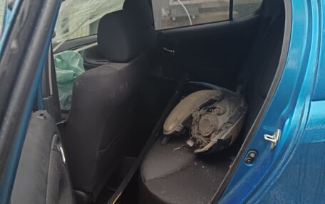 Toyota Vitz, 2003 год, 300 000 рублей, 8 фотография