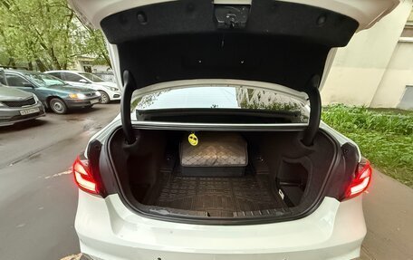 BMW 3 серия, 2016 год, 1 850 000 рублей, 13 фотография