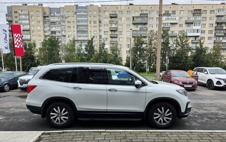 Honda Pilot III рестайлинг, 2019 год, 3 470 000 рублей, 4 фотография