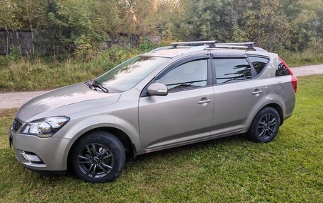 KIA cee'd I рестайлинг, 2010 год, 900 000 рублей, 15 фотография